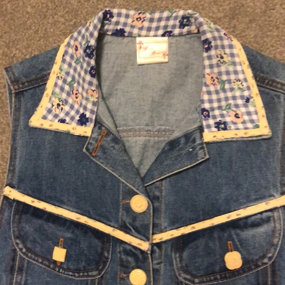 Romeo Romeo denim youth Girls Vest, size MEDIUM - Picture 1 of 8